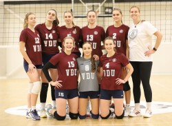 Vytauto Didžiojo universitetas užsitikrina NSTL moterų reguliaraus sezono pirmą vietą nugalėdamos Lietuvos sporto universitetą.
