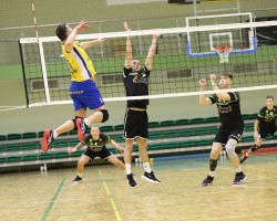 Kelmės „Kelmė“ pirmose savo rungtynėse svečiuose įveikė Raseinių „Lūšis Volley“ komandą 3:0