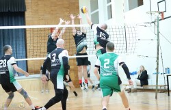 KTML vyrų tinklinio lygoje Vitameda vyrai švenčia pergalę prieš MG Volley