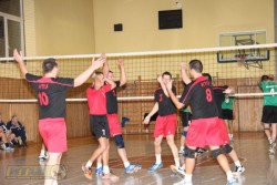 KTU - Mintonet namuose iškovojo nelengvą pergalę prieš "Marito" komandą 3:1