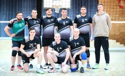 KTML vyrų tinklinio lygoje Kauno kolegijos komanda šventė lengvą pergalę prieš MG Volley ‒ TicElkas komandą.