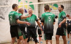 Senjorai iškovojo pergalę Vyrų tinklinio lygoje