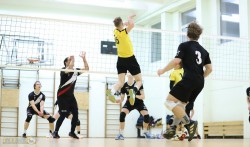 Atlas tinklininkai namie turėjo pripažinti Kauno kolegijos pergalę.