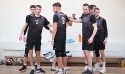 ,,Tinklinio inžinieriai“ sėkmingai pradėjo įkrintamąsias