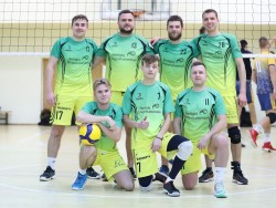 Kauno kolegiją pranokusi „Smūgių departamento“ ekipa, išplėšė lemiamas serijos rungtynes