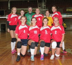 „LSMU“ po labai daug sunkios penkių setų kovos nugalėjo „LSU“ (Video 4K formatu)