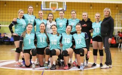 NSTL merginų lygoje pergalę švenčia LSU komanda.