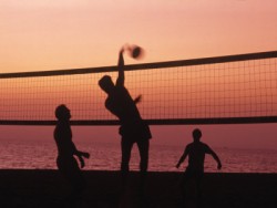 Kviečiame dalyvauti birželio 11d. atvirame Lietuvos pliažinio tinklinio mėgėjų turnyre!