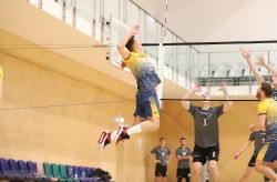 KTML vyrų tinklinio lygoje pergalę į savo sąskaitą įsirašė VivusSport komanda.